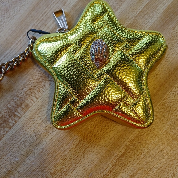 Kurt Geiger NWT/NIB Metallic Yellow Star Bag Charm / Keychain - Picture 4 of 5